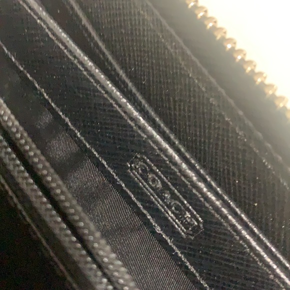 Coach Legacy Signature Slim Zip Wallet - Picture 10 of 12
